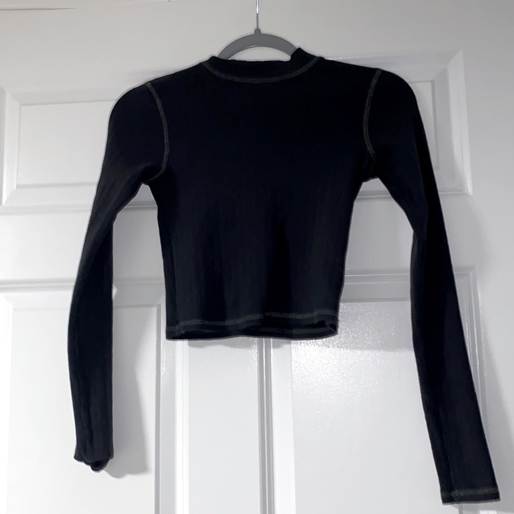 Cute black gray seemed crop top from American Eagle